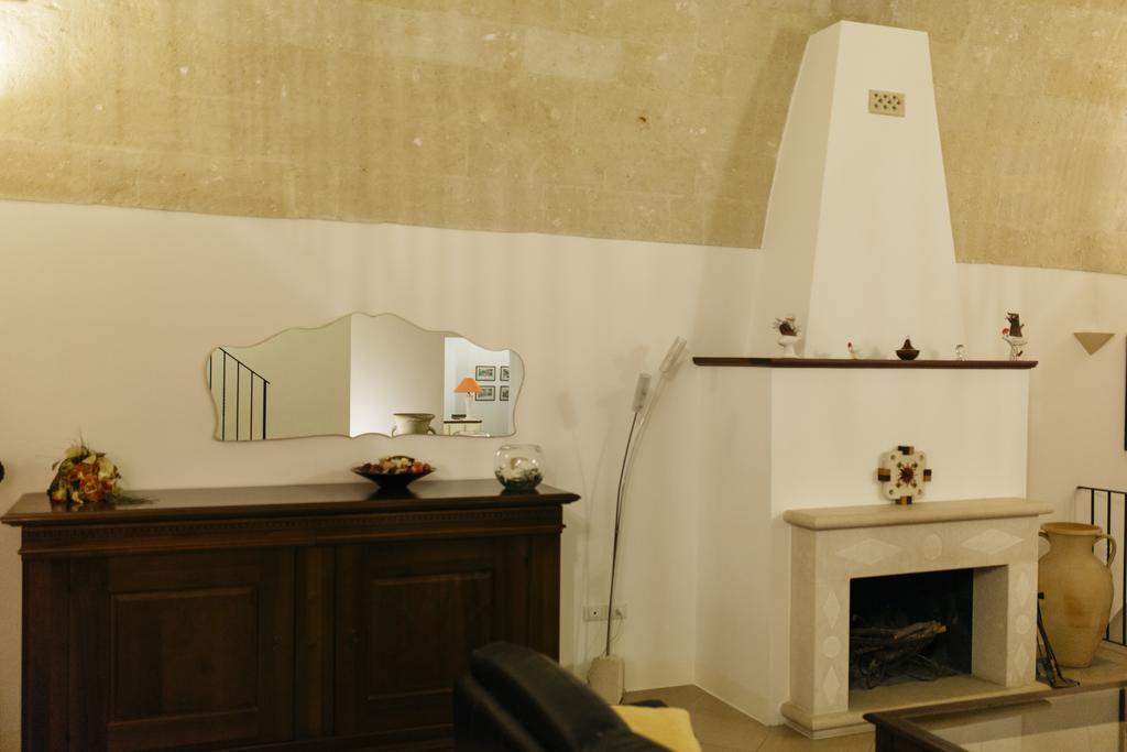 Residence Del Casalnuovo มาเตรา ภายนอก รูปภาพ