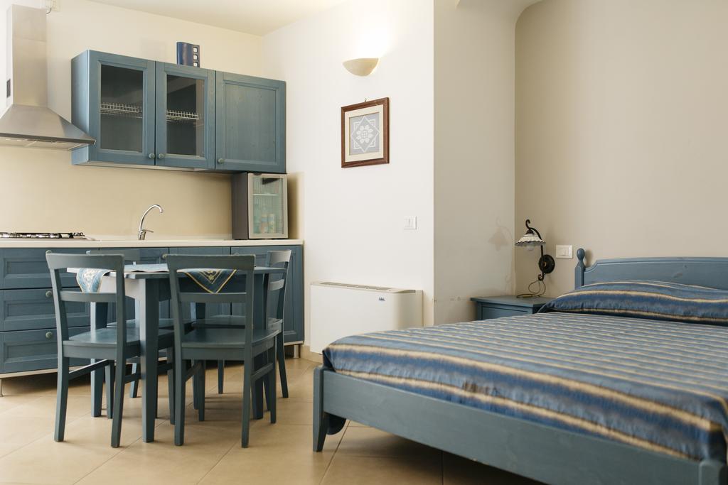 Residence Del Casalnuovo มาเตรา ภายนอก รูปภาพ