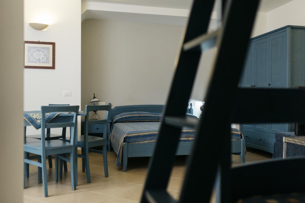 Residence Del Casalnuovo มาเตรา ภายนอก รูปภาพ