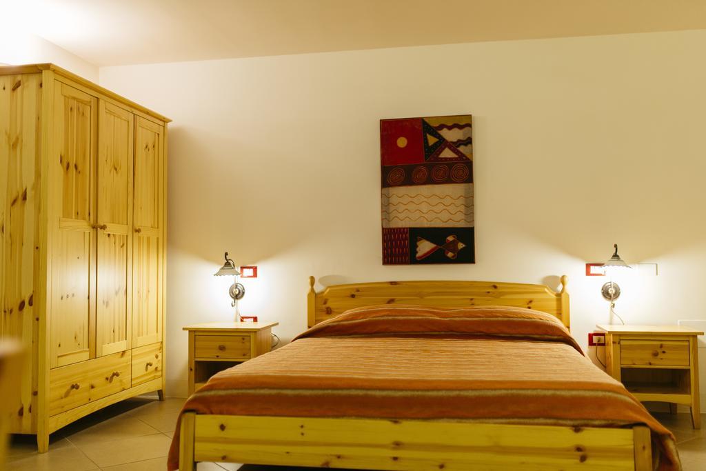 Residence Del Casalnuovo มาเตรา ภายนอก รูปภาพ