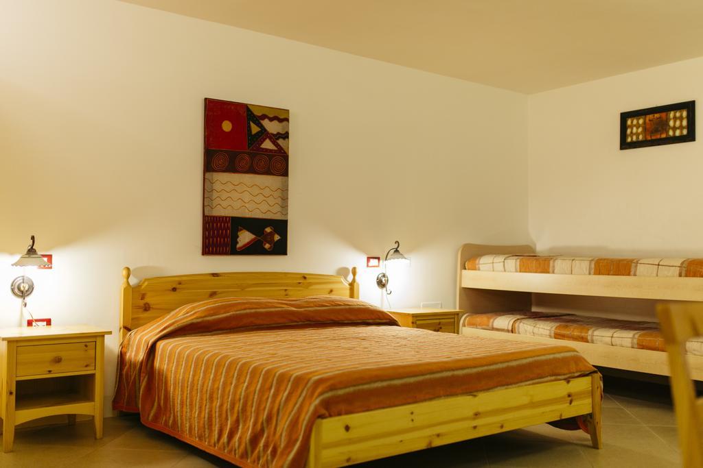 Residence Del Casalnuovo มาเตรา ภายนอก รูปภาพ