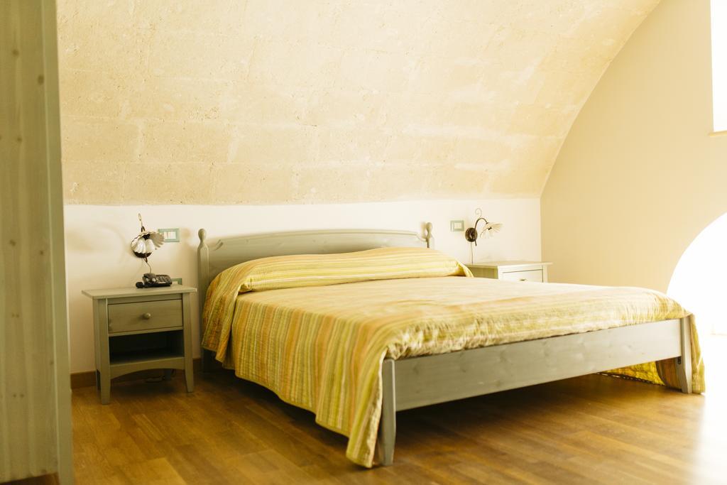 Residence Del Casalnuovo มาเตรา ภายนอก รูปภาพ