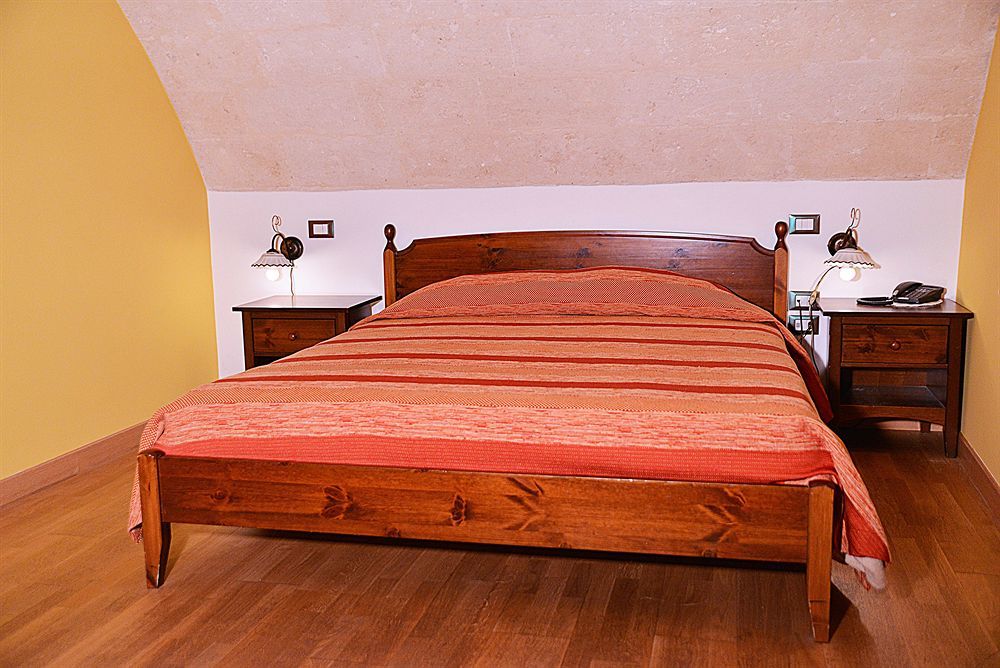 Residence Del Casalnuovo มาเตรา ภายนอก รูปภาพ