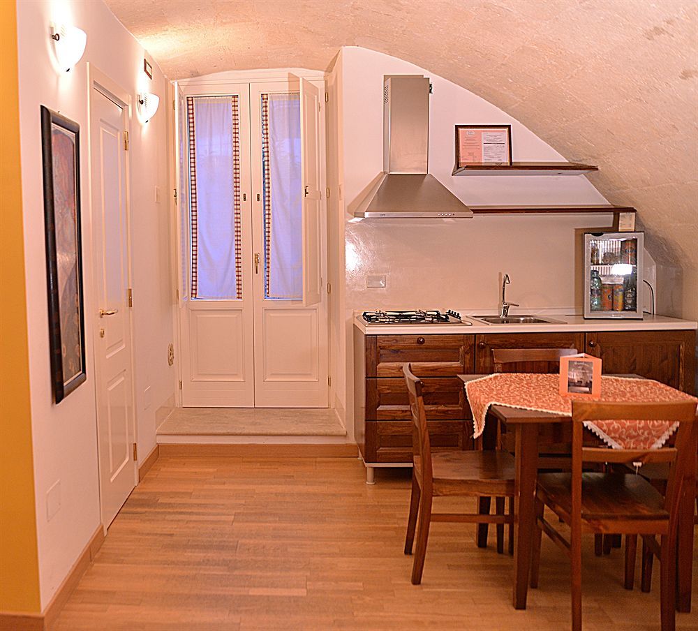 Residence Del Casalnuovo มาเตรา ภายนอก รูปภาพ