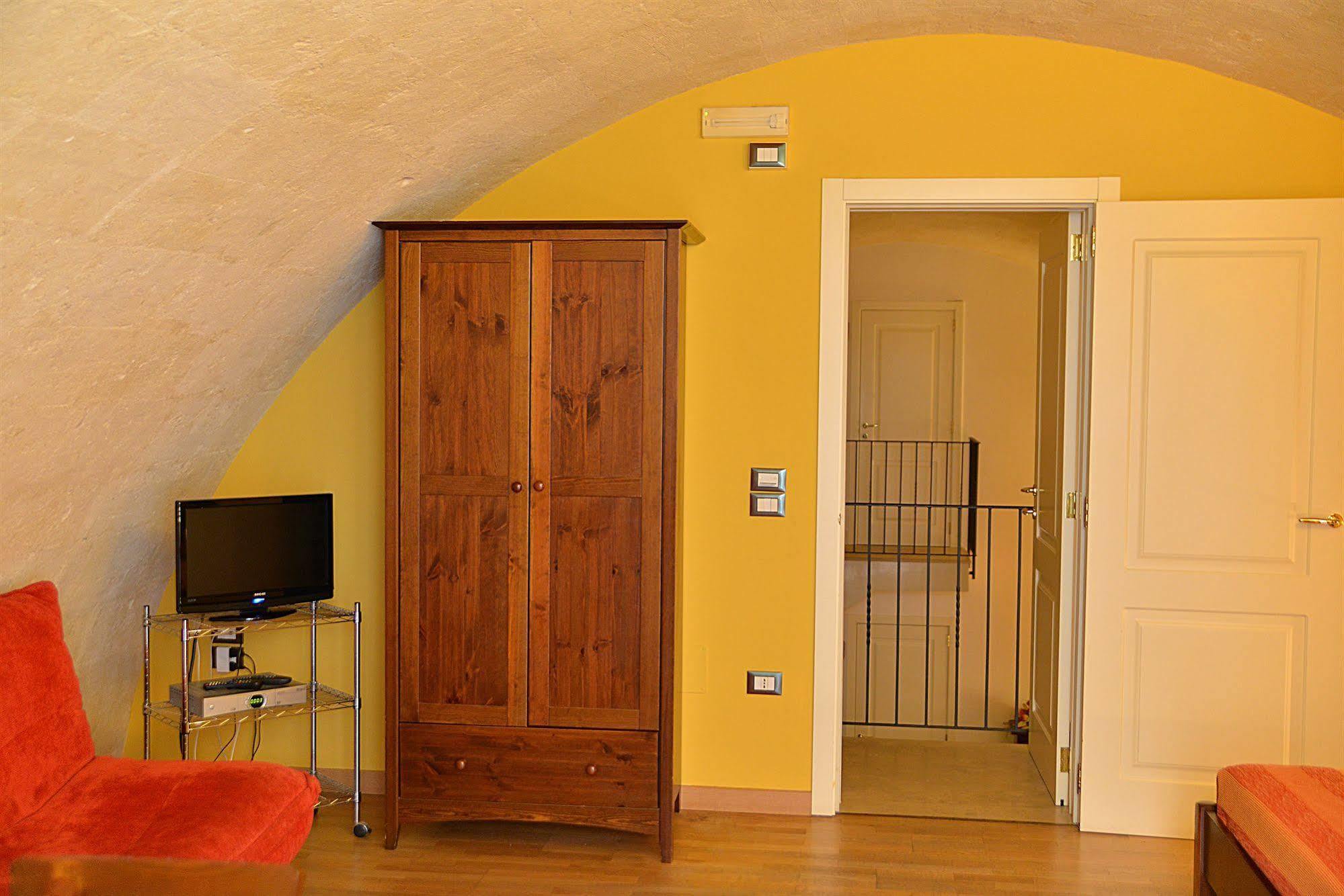 Residence Del Casalnuovo มาเตรา ภายนอก รูปภาพ